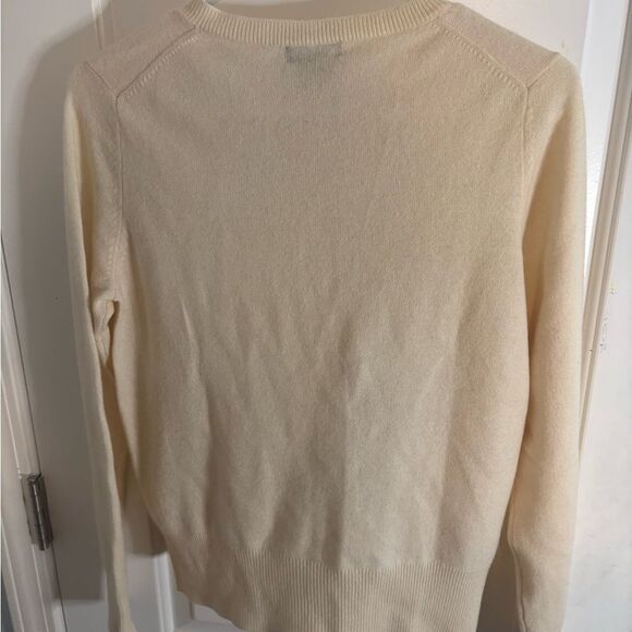 Solddddd ord & Taylor Cream cashmere Cardigan Sweater size m EUC - Picture 4 of 4